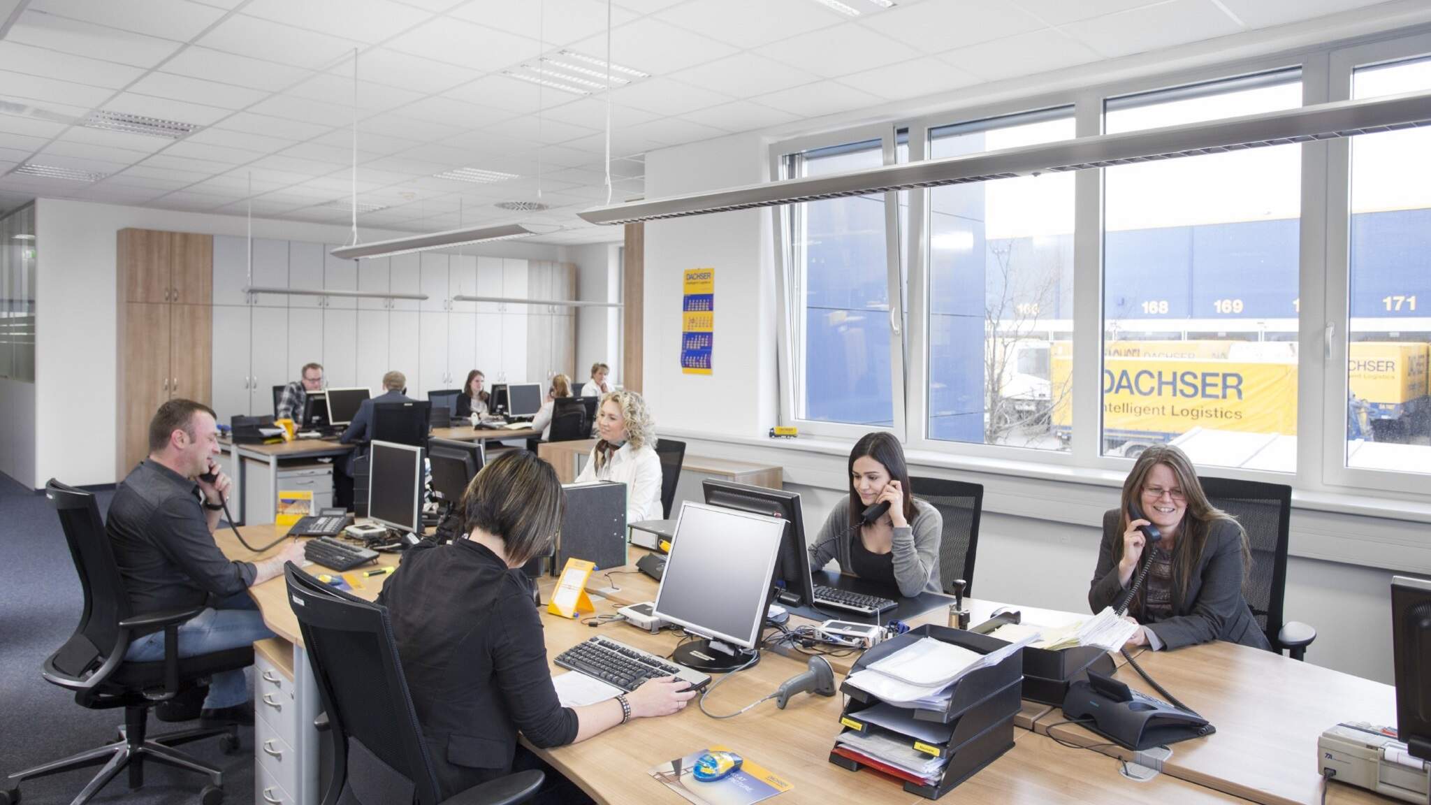 Hos DACHSER går global rekkevidde hånd i hånd med lokal ekspertise.
